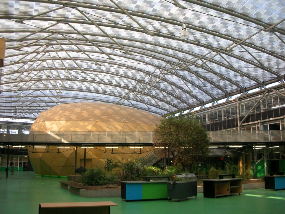 Inner atrium built at Kingsdale Foundation School, Southwark